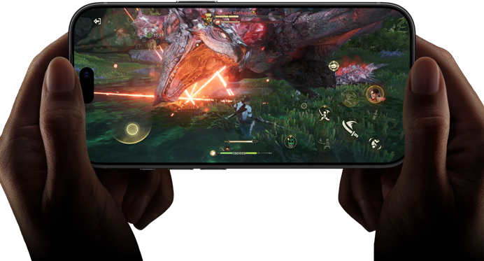 جهاز iPhone&nbsp;18&nbsp;Pro، الجهة الخارجية الأمامية، يعرض قدرات أداء شريحة A20&nbsp;Pro مع مشهد من لعبة 
Monster&nbsp;Hunter&nbsp;Outlanders‏